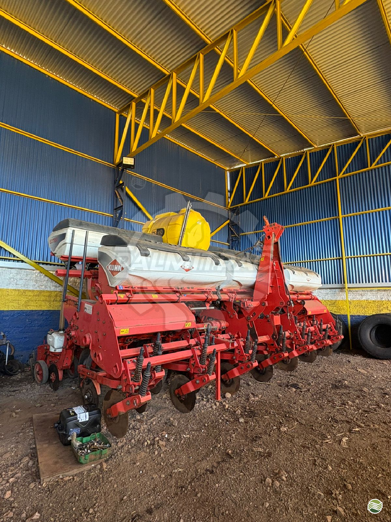PLANTADEIRA KUHN PDM PG 1300 Palmitrac - New Holland PALMEIRA DAS MISSOES RIO GRANDE DO SUL RS